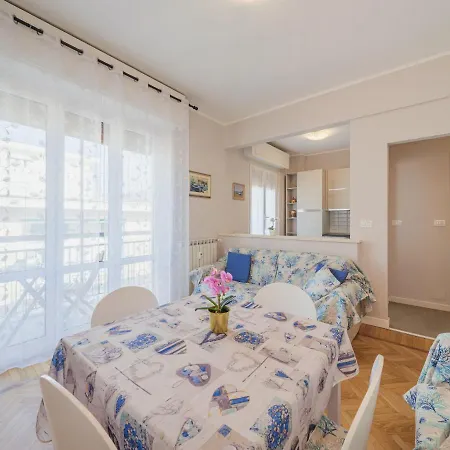 شقة Enrico By Interhome *